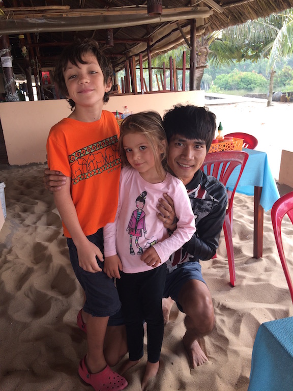 A new friend in Phu Quoc, with Lily & Julien